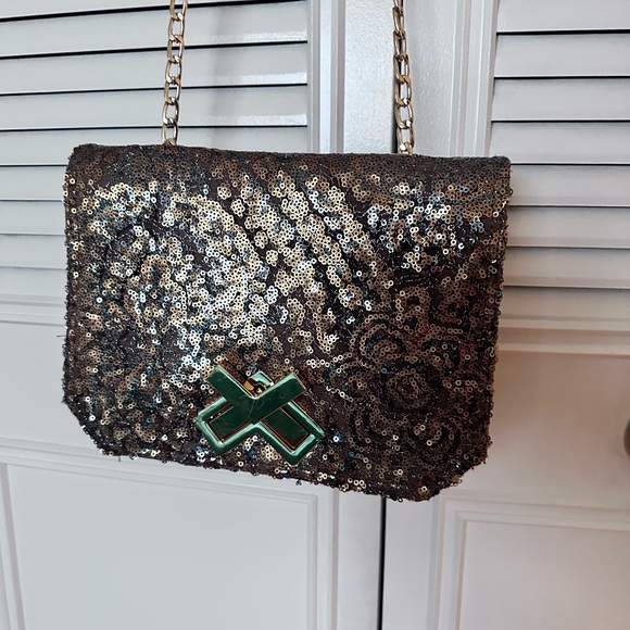 Deluxe Lux Sequin Evening Bag - Picture 2 of 13
